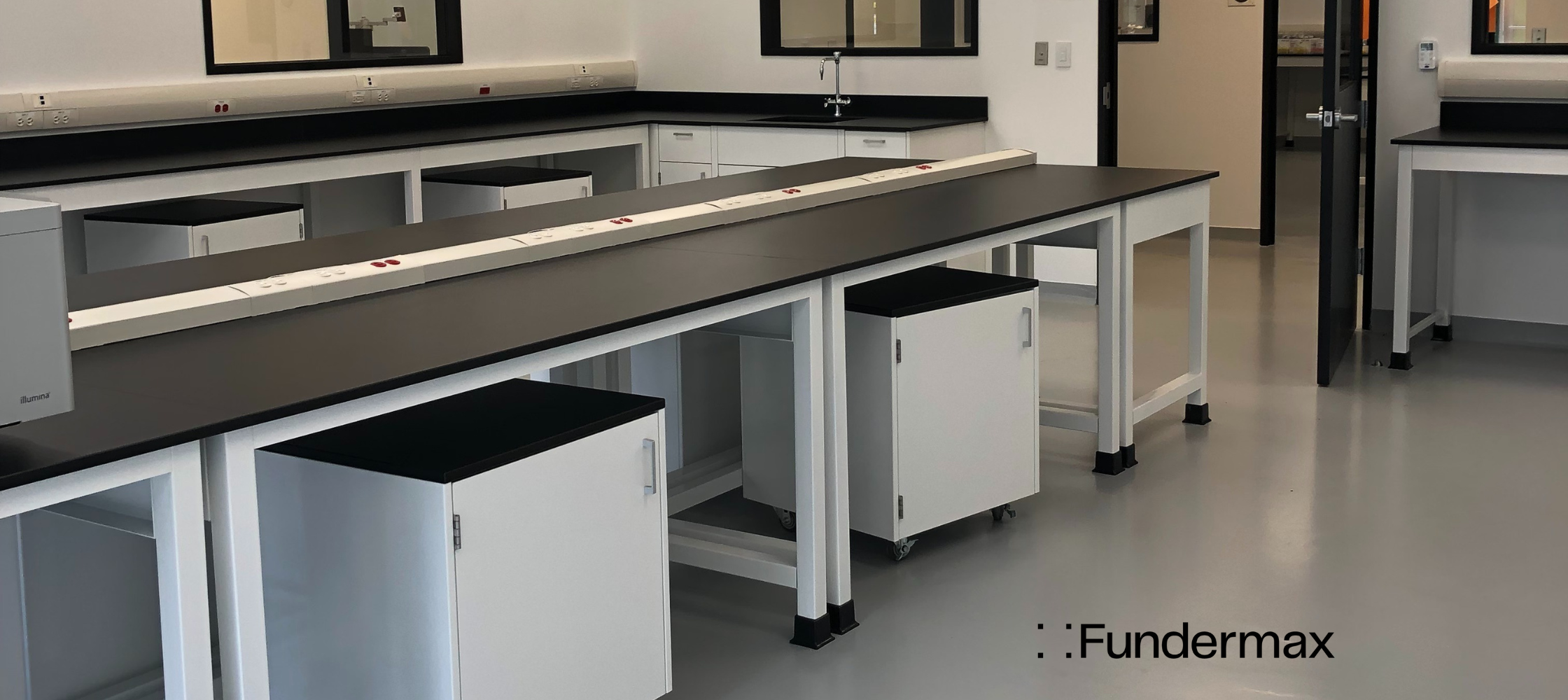 Maintaining and Cleaning Phenolic Lab Work Surfaces & Casework